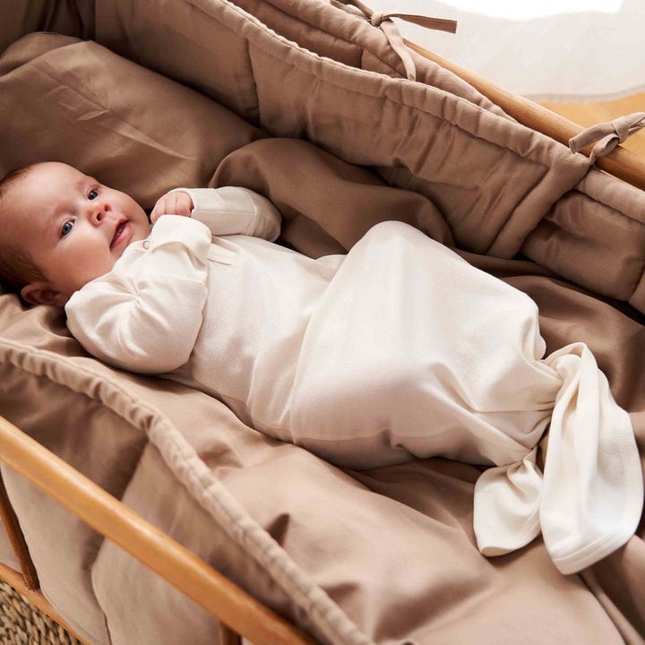 müsli Babyschlafanzug mit Knotenverschluss Bodystockings Balsam cream 011100100