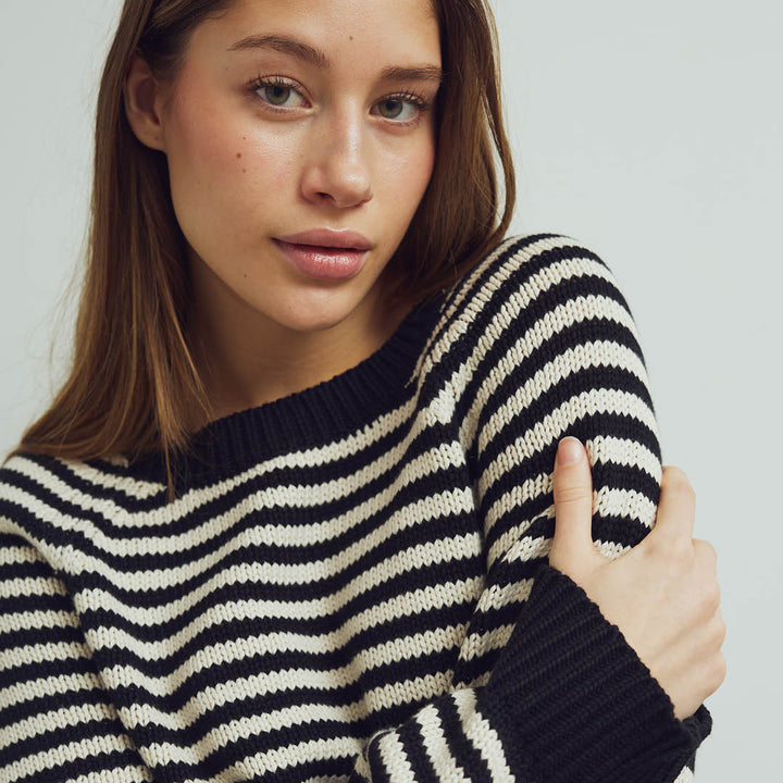 Conservandum Pullover Sweatshirt Black 019400706